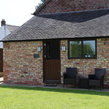 Malthouse Farm Cottage Studio Dilhorne Ngoại thất bức ảnh