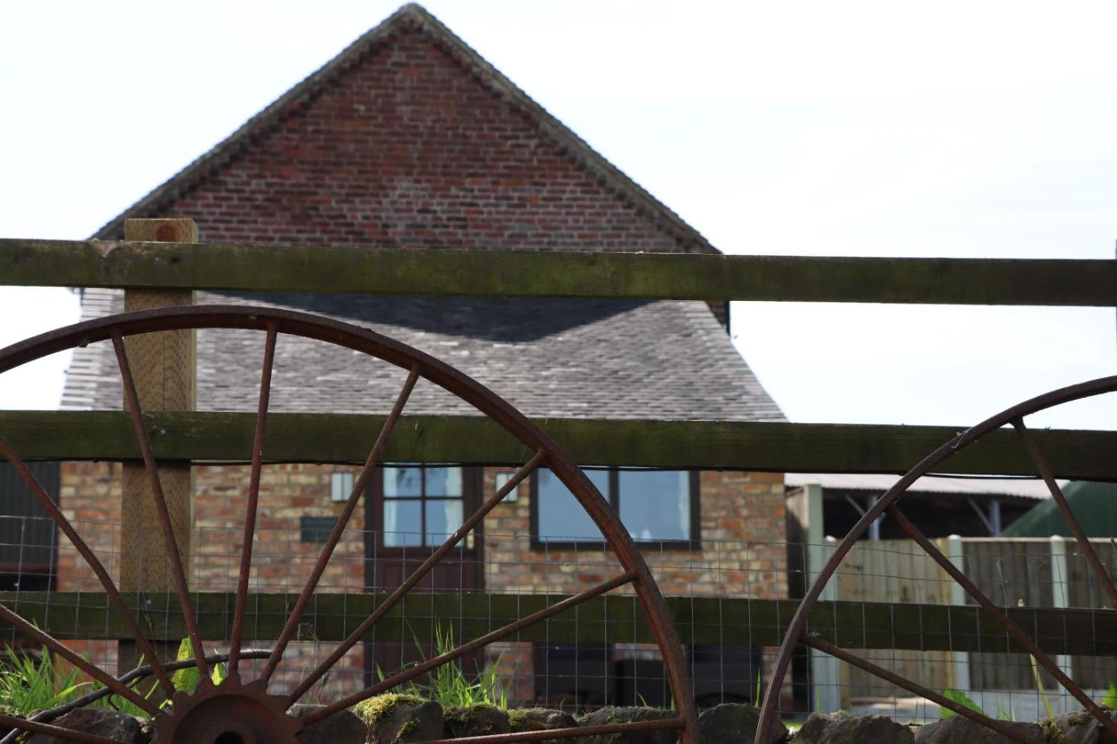 Malthouse Farm Cottage Studio Dilhorne Ngoại thất bức ảnh
