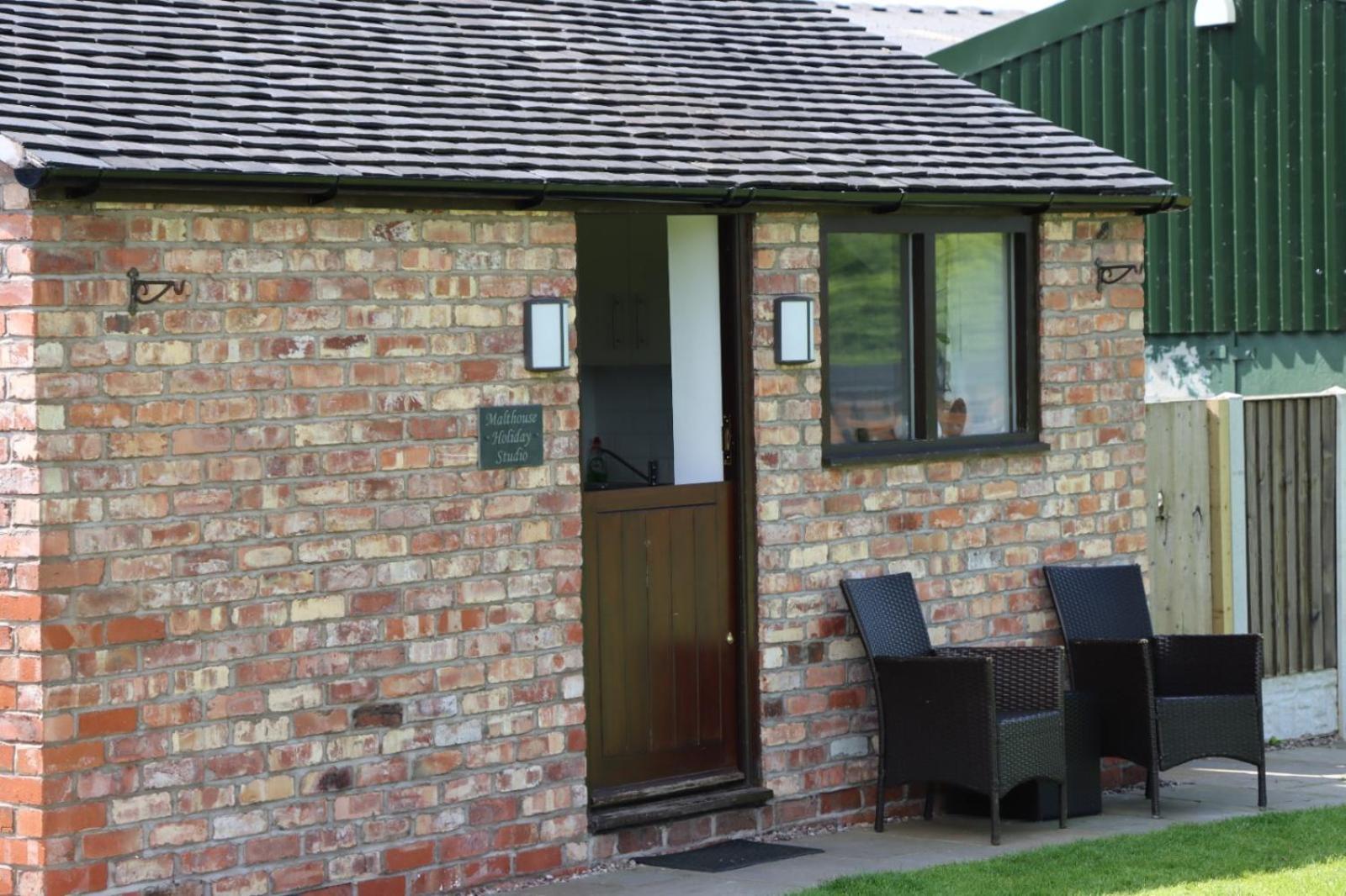 Malthouse Farm Cottage Studio Dilhorne Ngoại thất bức ảnh
